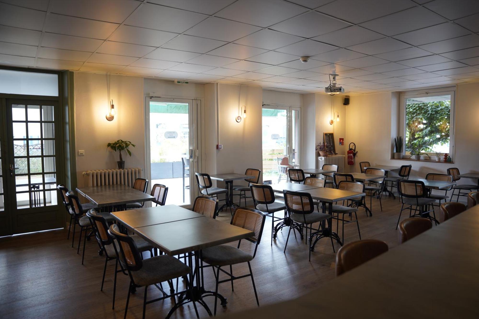 Le Grand Hotel Ussel "Nouvelle Gerance 2023" Buitenkant foto